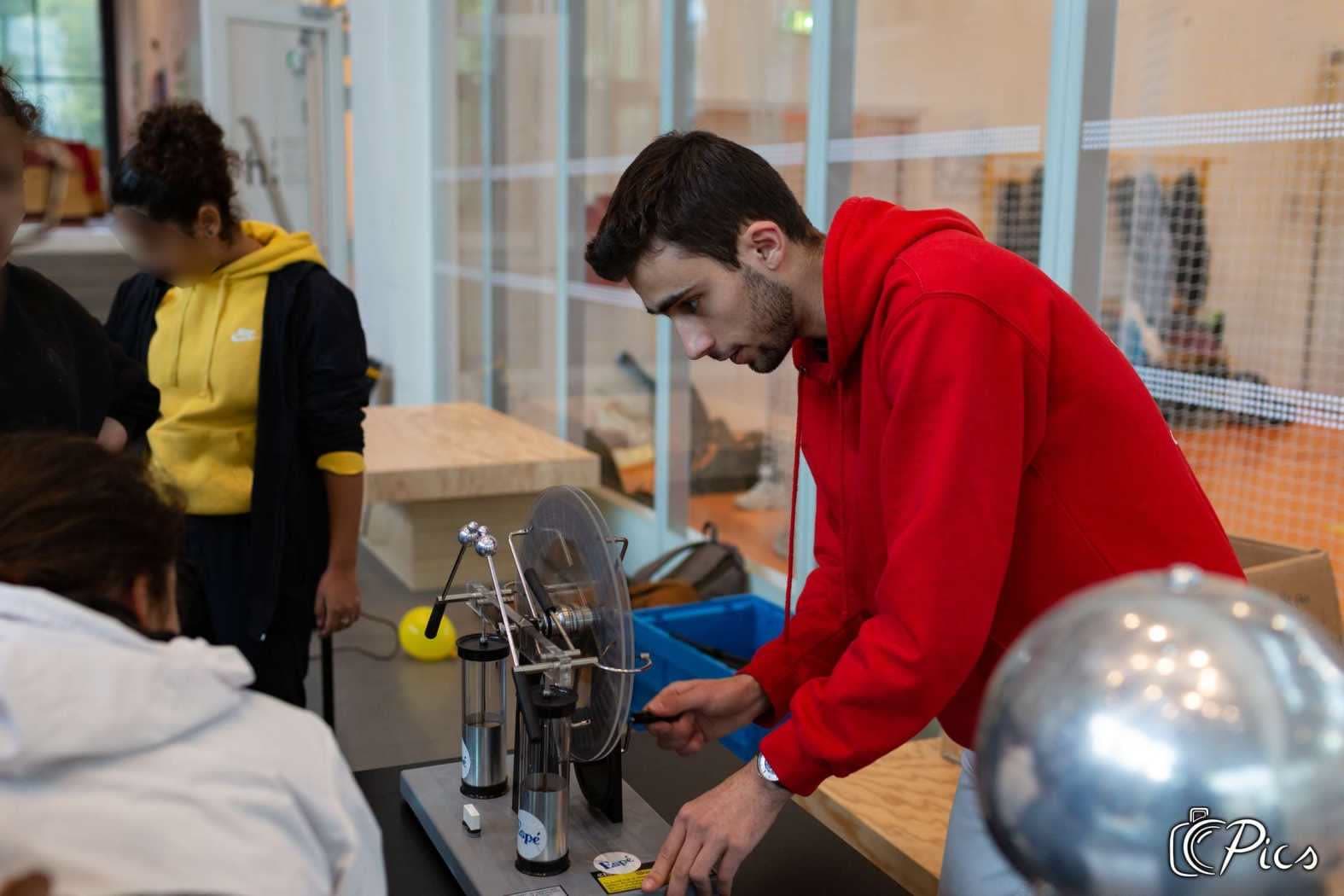 Machine de Wimshurst